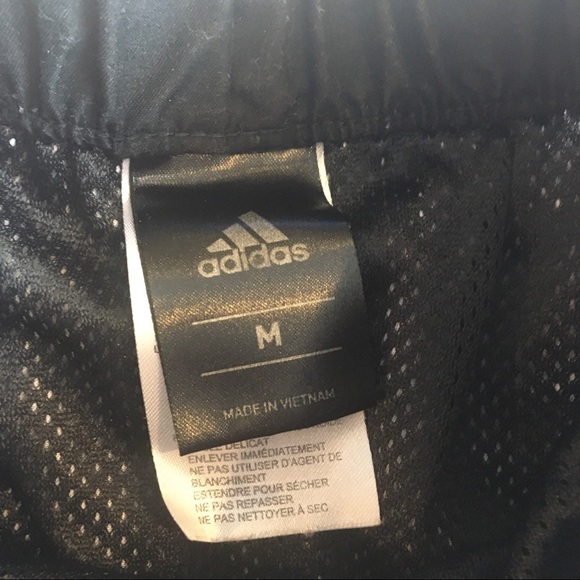 GUC adidas Shark Swim Shorts - Picture 4 of 6